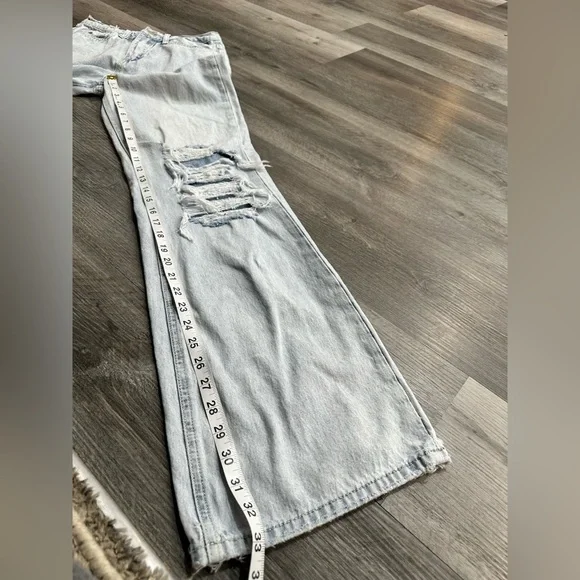 Altar’d State Light Wash Wide Leg Distressed Jeans - Picture 9 of 9